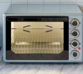 Toaster oven vs. microwave: Which saves more energy & space?