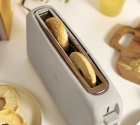“I can really save space with this compact and efficient toaster.”