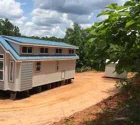 Take a look around "Angel's Haven", the tiny home of this disabled senior