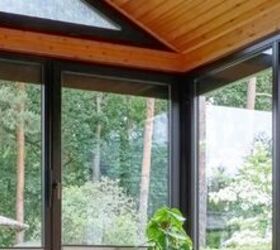 This retiree's tiny home is spacious enough for a beautiful sunroom