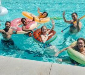 Yes, you can host a pool party on a budget! Here's how you do it without scrimping on the fun