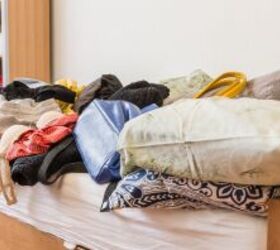 8 easy and effective ways to simplify your decluttering & make the whole process go smoother