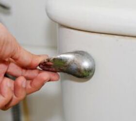 16 things you should never flush down the toilet (you'll regret it!)