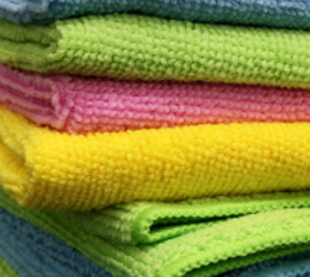 10 super popular AND frugal dollar store cleaning products (wow!)