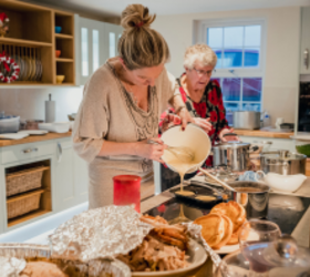 8 parts of the home you should clean before Christmas is really here