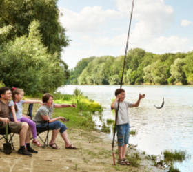 7 last-minute fun & frugal ideas for the summer of 2025