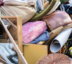 How to help aging parents declutter & downsize successfully