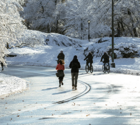 21 fun family activities to put on your to-do list this winter